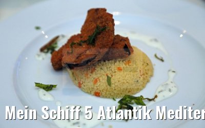 Mein Schiff 5 Atlantik Mediterran Zwischengericht gebackene Auberginenscheiben mit Couscous und Joghurt-Dip Mein Schiff 5 Atlantik Mediterran Zwischengericht gebackene Auberginenscheiben mit Couscous und Joghurt-Dip