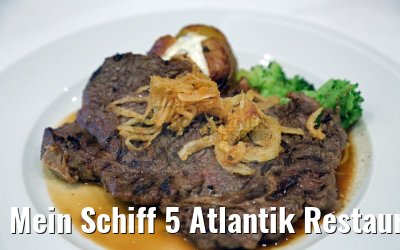 Mein Schiff 5 Atlantik Restaurant Klassik abends Hauptspeise Mein Schiff 5 Atlantik Restaurant Klassik abends Hauptspeise