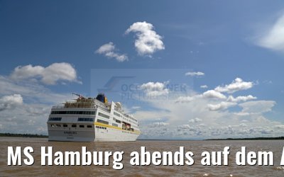 MS Hamburg abends auf dem Amazonas bei Anori 12.01.2015 MS Hamburg abends auf dem Amazonas bei Anori 12.01.2015