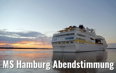 MS Hamburg Abendstimmung vor Leticia am Amazonas 09.01.2015 MS Hamburg Abendstimmung vor Leticia am Amazonas 09.01.2015