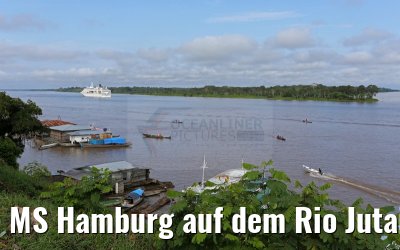 MS Hamburg auf dem Rio Jutai auf Reede 05.01.2015 MS Hamburg auf dem Rio Jutai auf Reede 05.01.2015