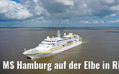 MS Hamburg auf der Elbe in Richtung Hamburg 07.05.2019 MS Hamburg auf der Elbe in Richtung Hamburg 07.05.2019