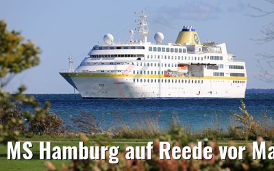 MS Hamburg auf Reede vor Mackinac Island 07.10.2019 MS Hamburg auf Reede vor Mackinac Island 07.10.2019