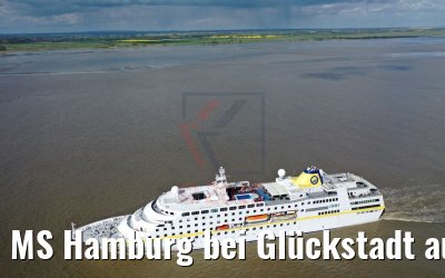 MS Hamburg bei Glückstadt auf der Elbe 07.05.2019 MS Hamburg bei Glückstadt auf der Elbe 07.05.2019