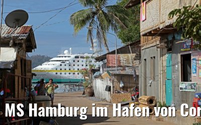 MS Hamburg im Hafen von Coron, Busuanga Island, Philippinen, 15.02.2016 MS Hamburg im Hafen von Coron, Busuanga Island, Philippinen, 15.02.2016