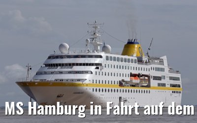 MS Hamburg in Fahrt auf dem Amazonas 11.01.2015 MS Hamburg in Fahrt auf dem Amazonas 11.01.2015