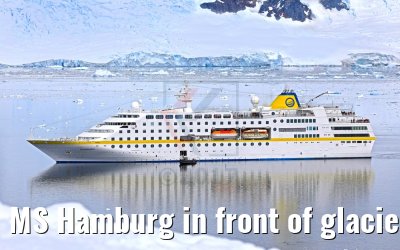MS Hamburg in front of glaciers, Neko Harbour, Antarctica 08.01.2017 MS Hamburg in front of glaciers, Neko Harbour, Antarctica 08.01.2017