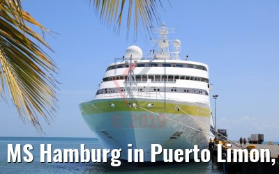 MS Hamburg in Puerto Limon, Costa Rica MS Hamburg in Puerto Limon, Costa Rica