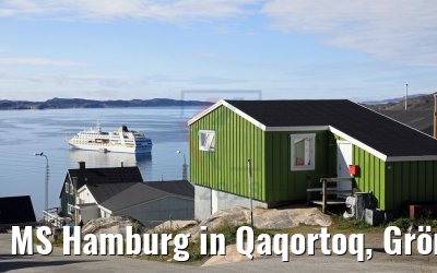 MS Hamburg in Qaqortoq, Grönland MS Hamburg in Qaqortoq, Grönland