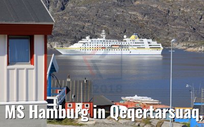 MS Hamburg in Qeqertarsuaq, Greenland MS Hamburg in Qeqertarsuaq, Greenland