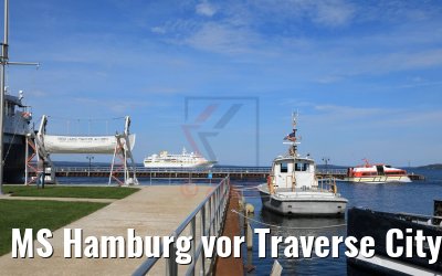MS Hamburg vor Traverse City 10.10.2019 MS Hamburg vor Traverse City 10.10.2019