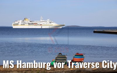 MS Hamburg vor Traverse City 10.10.2019 MS Hamburg vor Traverse City 10.10.2019