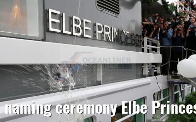 naming ceremony Elbe Princesse 14.04.2016 shattering bottle naming ceremony Elbe Princesse 14.04.2016 shattering bottle