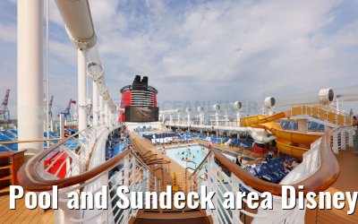 Pool and Sundeck area Disney Dream Pool and Sundeck area Disney Dream