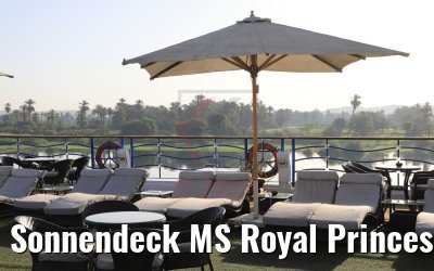 Sonnendeck MS Royal Princess morgens Sonnendeck MS Royal Princess morgens