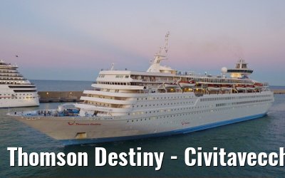 Thomson Destiny - Civitavecchia 10. Oct. 2011 Thomson Destiny - Civitavecchia 10. Oct. 2011