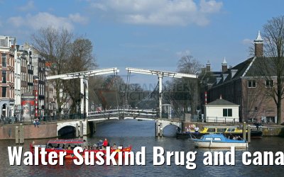 Walter Suskind Brug and canal boat Amsterdam 03.04.2016 Walter Suskind Brug and canal boat Amsterdam 03.04.2016