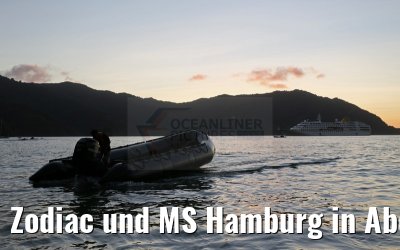 Zodiac und MS Hamburg in Abenddaemmerung vor Pirates Bay Tobago 24.01.2015 Zodiac und MS Hamburg in Abenddaemmerung vor Pirates Bay Tobago 24.01.2015