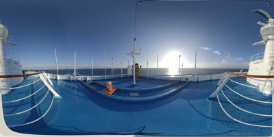 Ausguck vor Observation Lounge Ocean Majesty