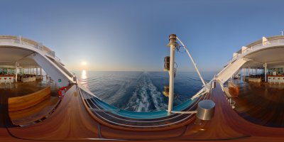 Blick von Phoenix Lounge auf Fahrwasser MS Amera