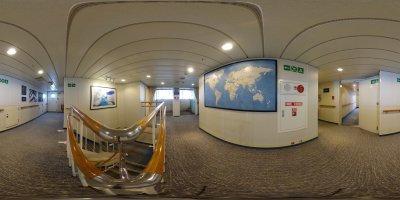 Expedition Lounge und staircase Deck 7 forward MS Seaventure