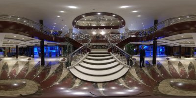 Foyer und Rezeption MS Blue Shadow Panoramaansicht