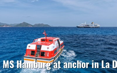 MS Hamburg at anchor in La Digue, Seychelles 24.02.2026