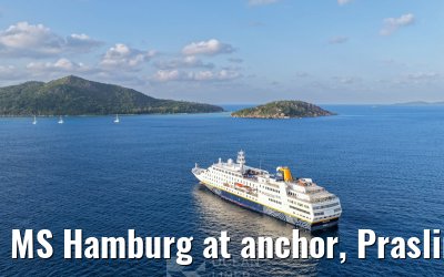 MS Hamburg at anchor, Praslin 23.02.2026