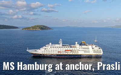 MS Hamburg at anchor, Praslin 23.02.2026