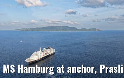 MS Hamburg at anchor, Praslin 23.02.2026