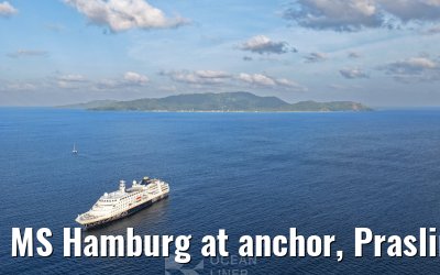 MS Hamburg at anchor, Praslin 23.02.2026
