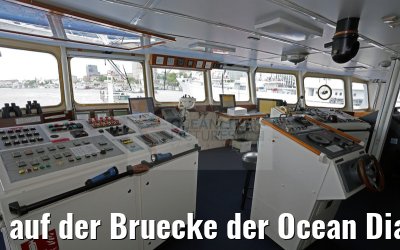 auf der Bruecke der Ocean Diamond