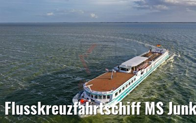 Flusskreuzfahrtschiff MS Junker Joerg auf dem Weg nach Swinemünde 16.09.2019