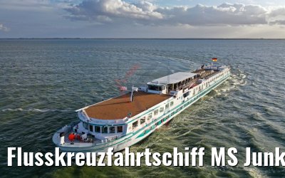 Flusskreuzfahrtschiff MS Junker Joerg auf dem Weg nach Swinemünde 16.09.2019