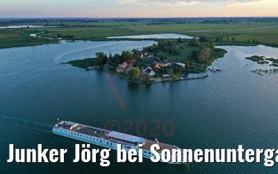 Junker Jörg bei Sonnenuntergang vor Zecheriner Brücke 06.08.2020