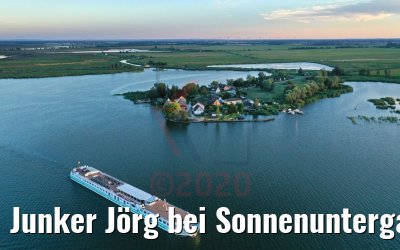 Junker Jörg bei Sonnenuntergang vor Zecheriner Brücke 06.08.2020