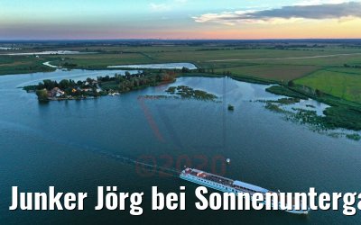 Junker Jörg bei Sonnenuntergang vor Zecheriner Brücke 06.08.2020