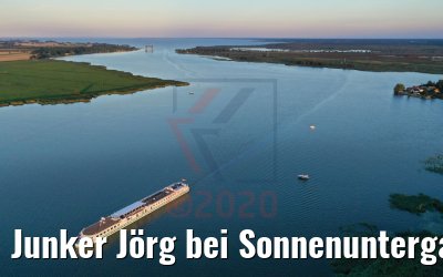Junker Jörg bei Sonnenuntergang vor Zecheriner Brücke 06.08.2020