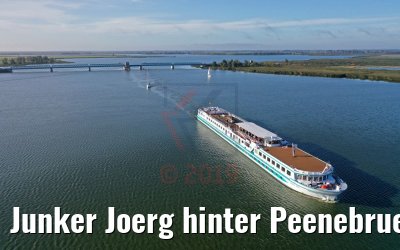 Junker Joerg hinter Peenebruecke Zecherin 19.09.2019