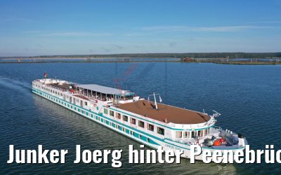 Junker Joerg hinter Peenebrücke Zecherin 19.09.2019