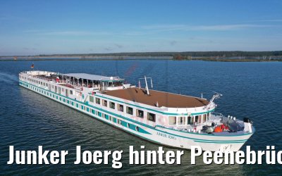 Junker Joerg hinter Peenebrücke Zecherin 19.09.2019