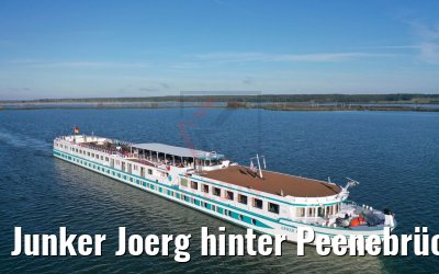 Junker Joerg hinter Peenebrücke Zecherin 19.09.2019