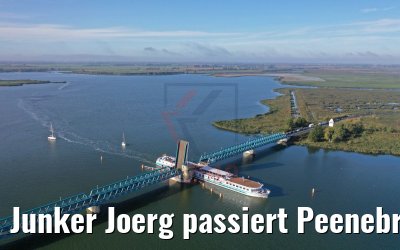 Junker Joerg passiert Peenebrücke Zecherin 19.09.2019