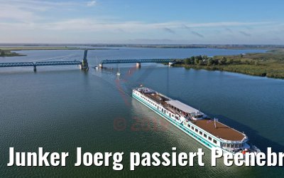Junker Joerg passiert Peenebrücke Zecherin 19.09.2019