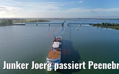 Junker Joerg passiert Peenebrücke Zecherin 19.09.2019