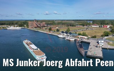 MS Junker Joerg Abfahrt Peenemünde mit U-Boot 19.09.2019