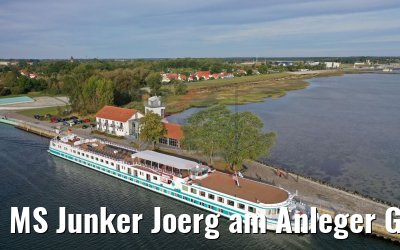 MS Junker Joerg am Anleger Greifswald-Wieck 15.09.2019