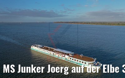 MS Junker Joerg auf der Elbe 31.12.2019