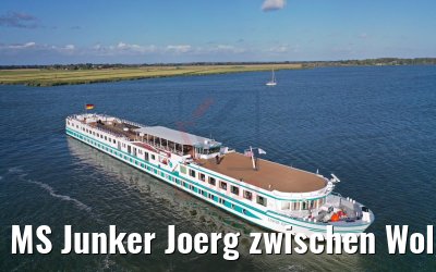 MS Junker Joerg zwischen Wolgast und Swinemuende 16.09.2019