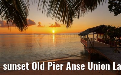 sunset Old Pier Anse Union La Digue